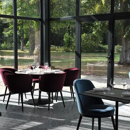 Chateau Origny - Moulins Bed & Breakfast