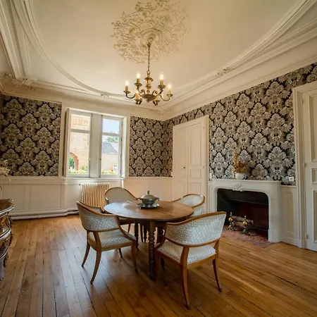 Alojamento de Acomodação e Pequeno-almoço Château Origny
