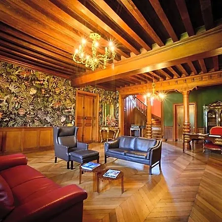 Chateau Origny - Moulins 4*